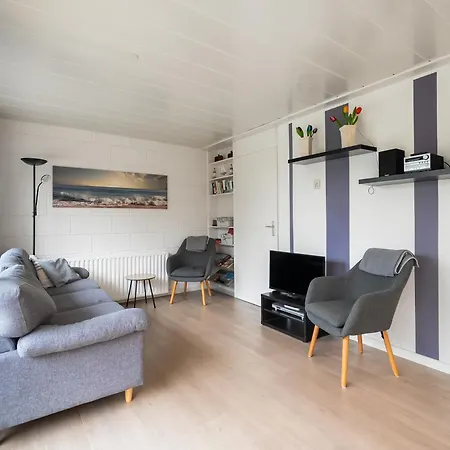 Mit Sonnenterrasse Und Grossem Suedgarten In Strandnaehe - Garnekuul 69 *