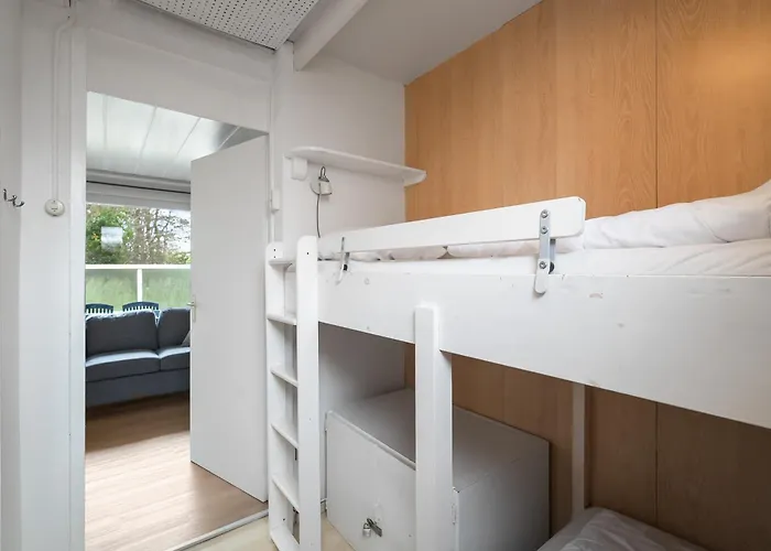 Mit Sonnenterrasse Und Grossem Suedgarten In Strandnaehe - Garnekuul 69 Callantsoog