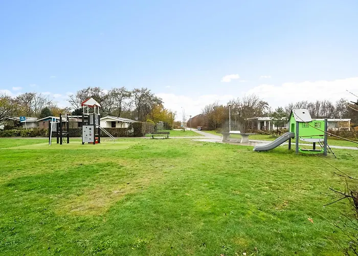 Feriehus Mit Sonnenterrasse Und Grossem Suedgarten In Strandnaehe - Garnekuul 69 Callantsoog